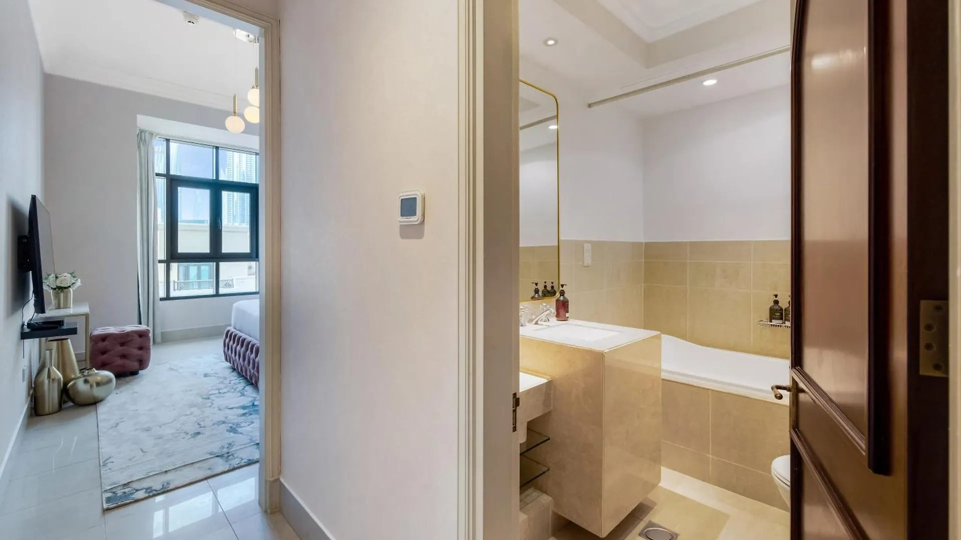 Durrani Homes - Luxe Living At Souk Al Bahar With Burj Khalifa And Partial Fountain View ドバイ アパート