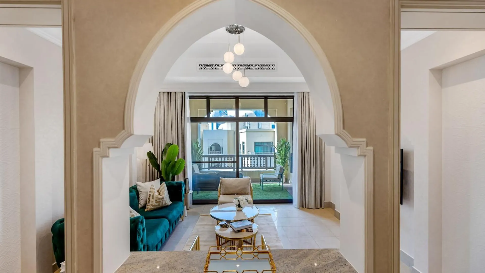 アパート Durrani Homes - Luxe Living At Souk Al Bahar With Burj Khalifa And Partial Fountain View ドバイ
