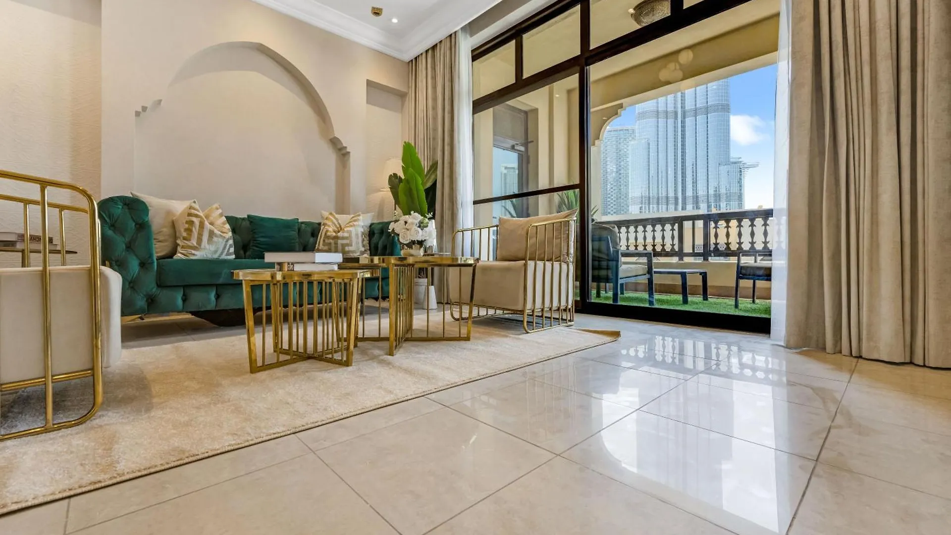 Apartamento Durrani Homes - Luxe Living At Souk Al Bahar With Burj Khalifa And Partial Fountain View Dubái