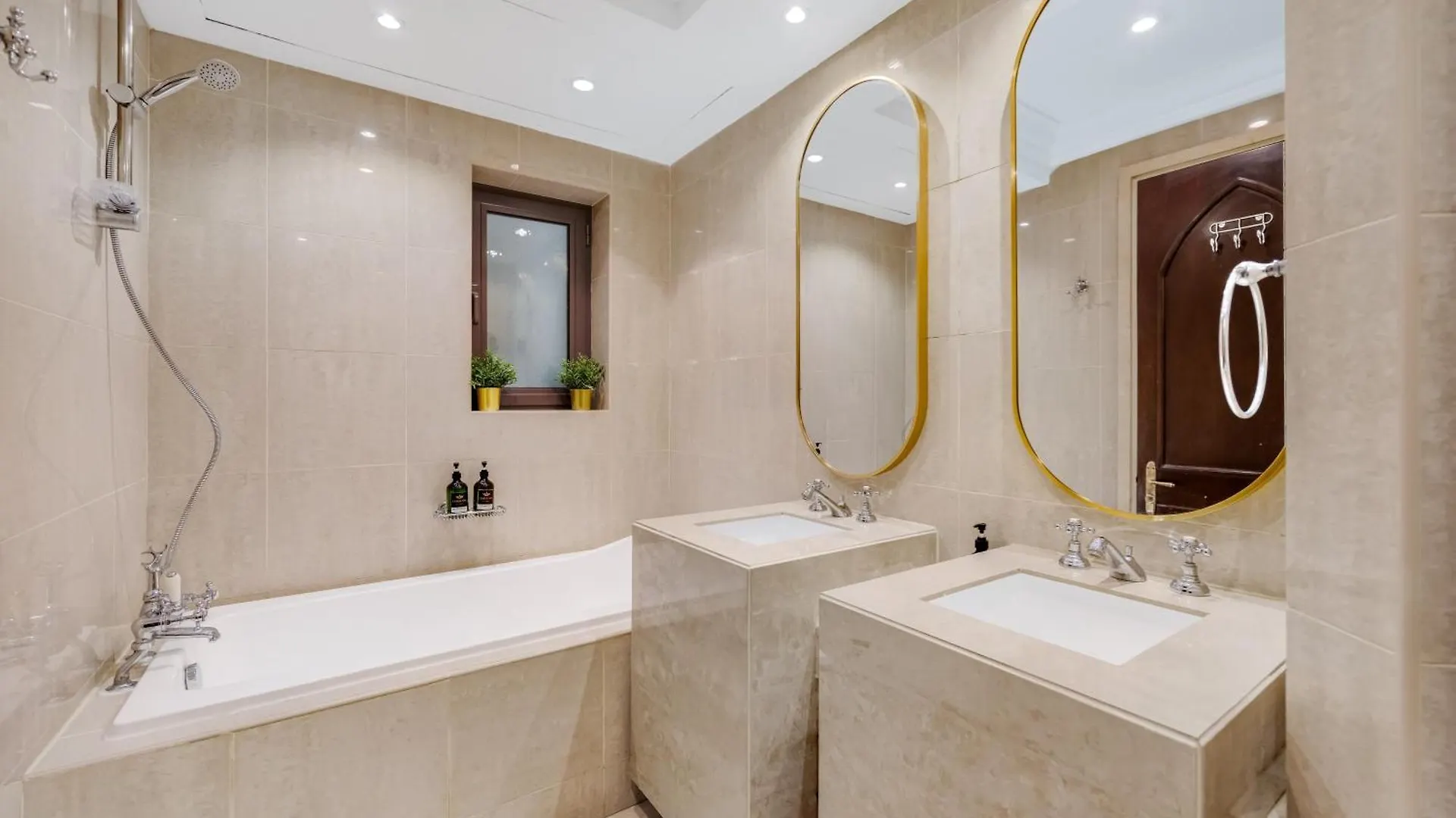Durrani Homes - Luxe Living At Souk Al Bahar With Burj Khalifa And Partial Fountain View Dubái Emiratos Árabes Unidos